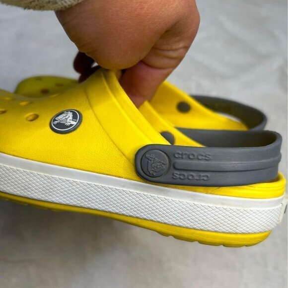 CROCS!!! Yellow/grey kids crocs new condition. Size 12/13. - Picture 8 of 8